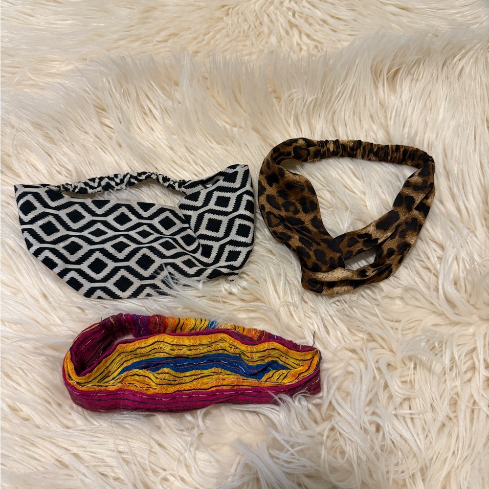 Lot of 3 headbands